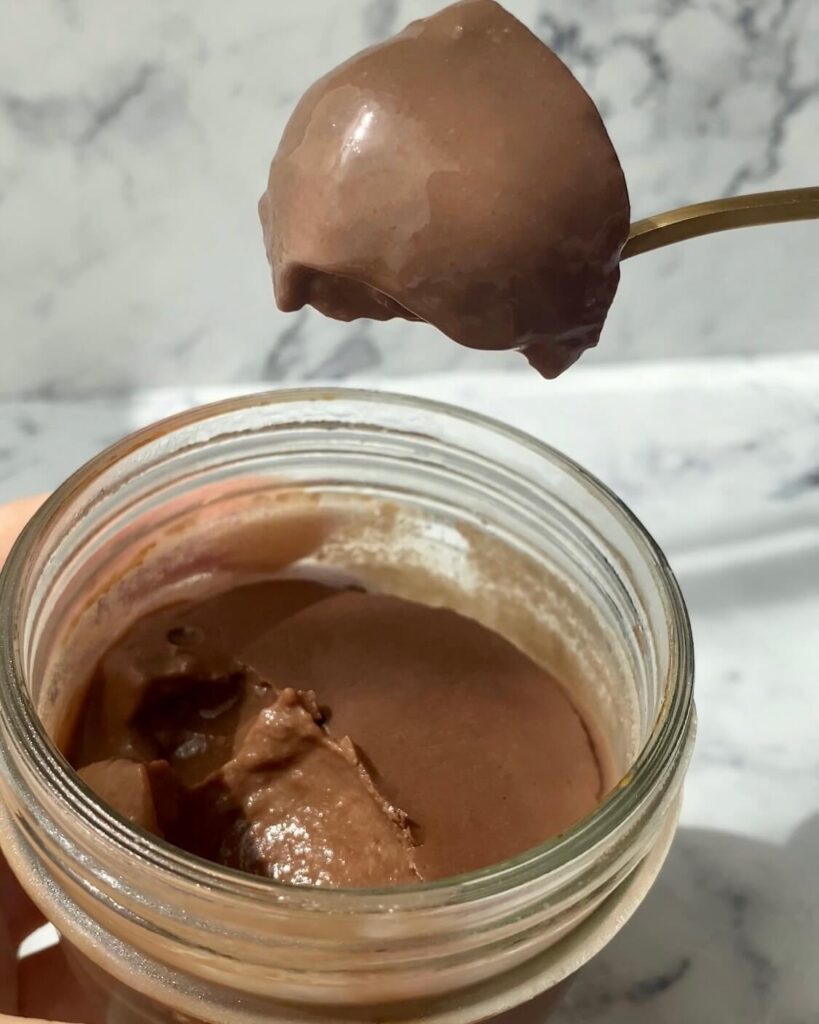 petit pot de crème dessert au chocolat sans lactose